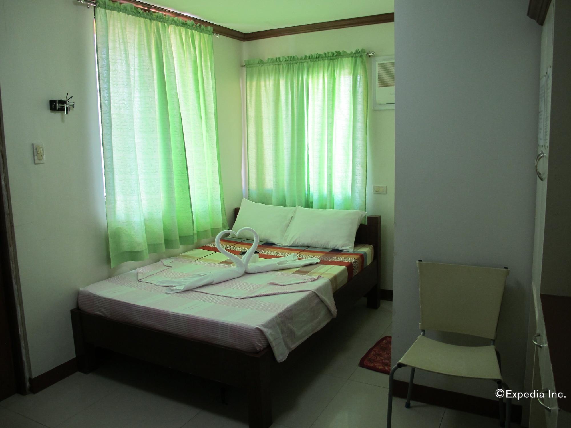 Sea Jewel Beach Resort Puerto Galera Exteriér fotografie