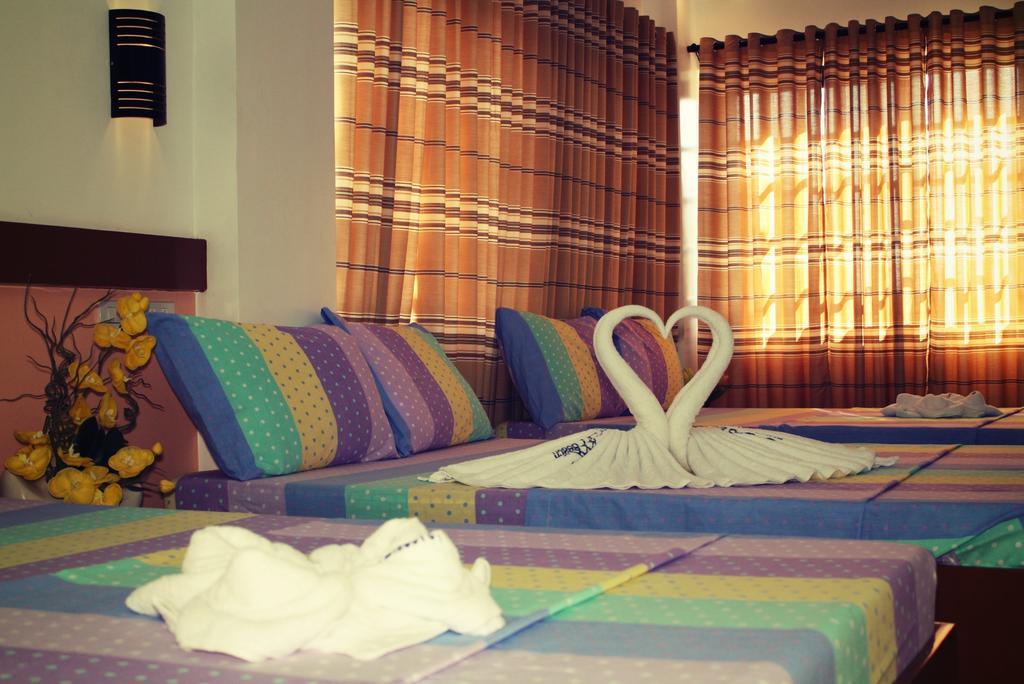 Sea Jewel Beach Resort Puerto Galera Exteriér fotografie